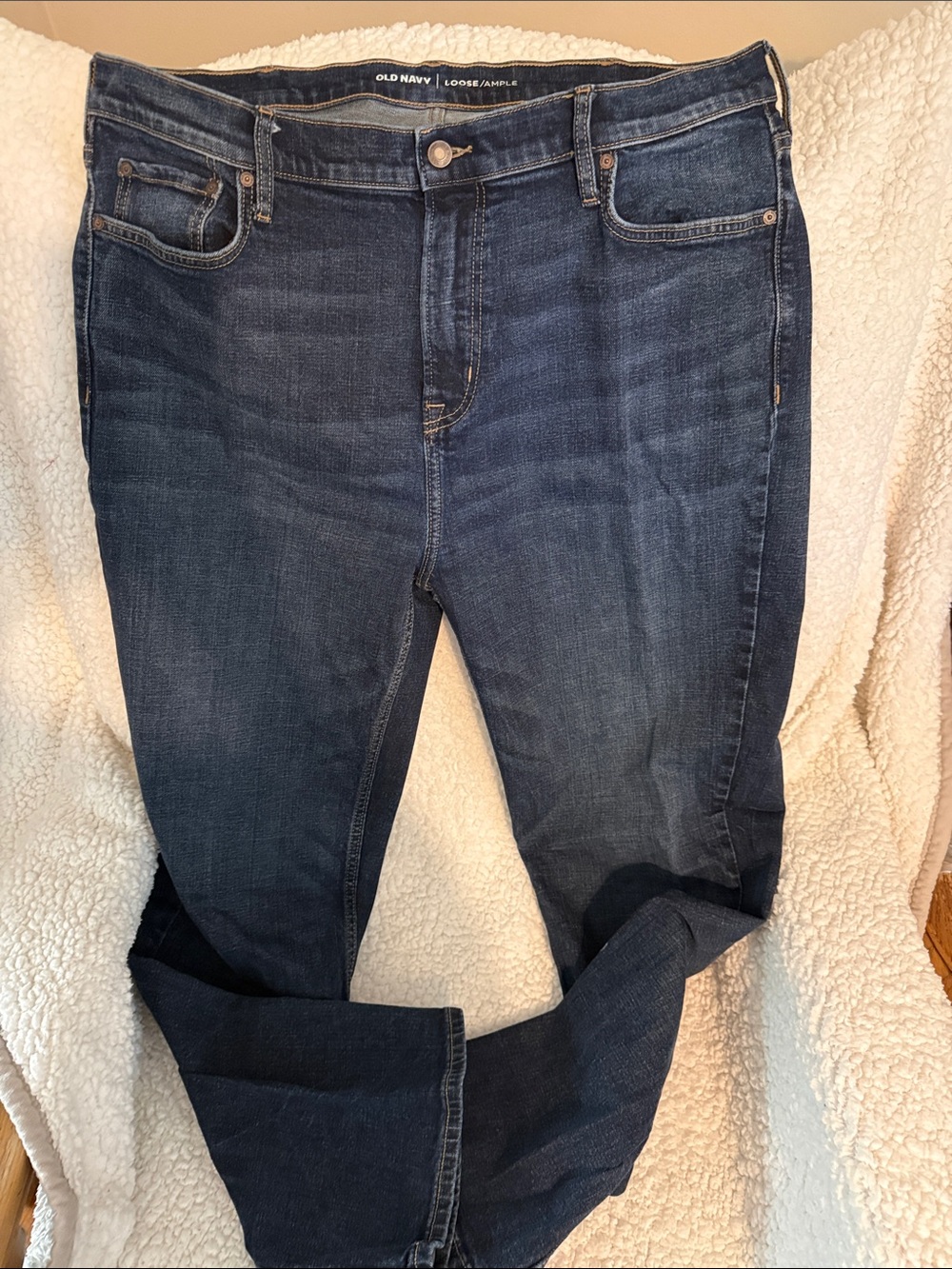 Old Navy Men’s Dark Blue Straight Leg Jeans